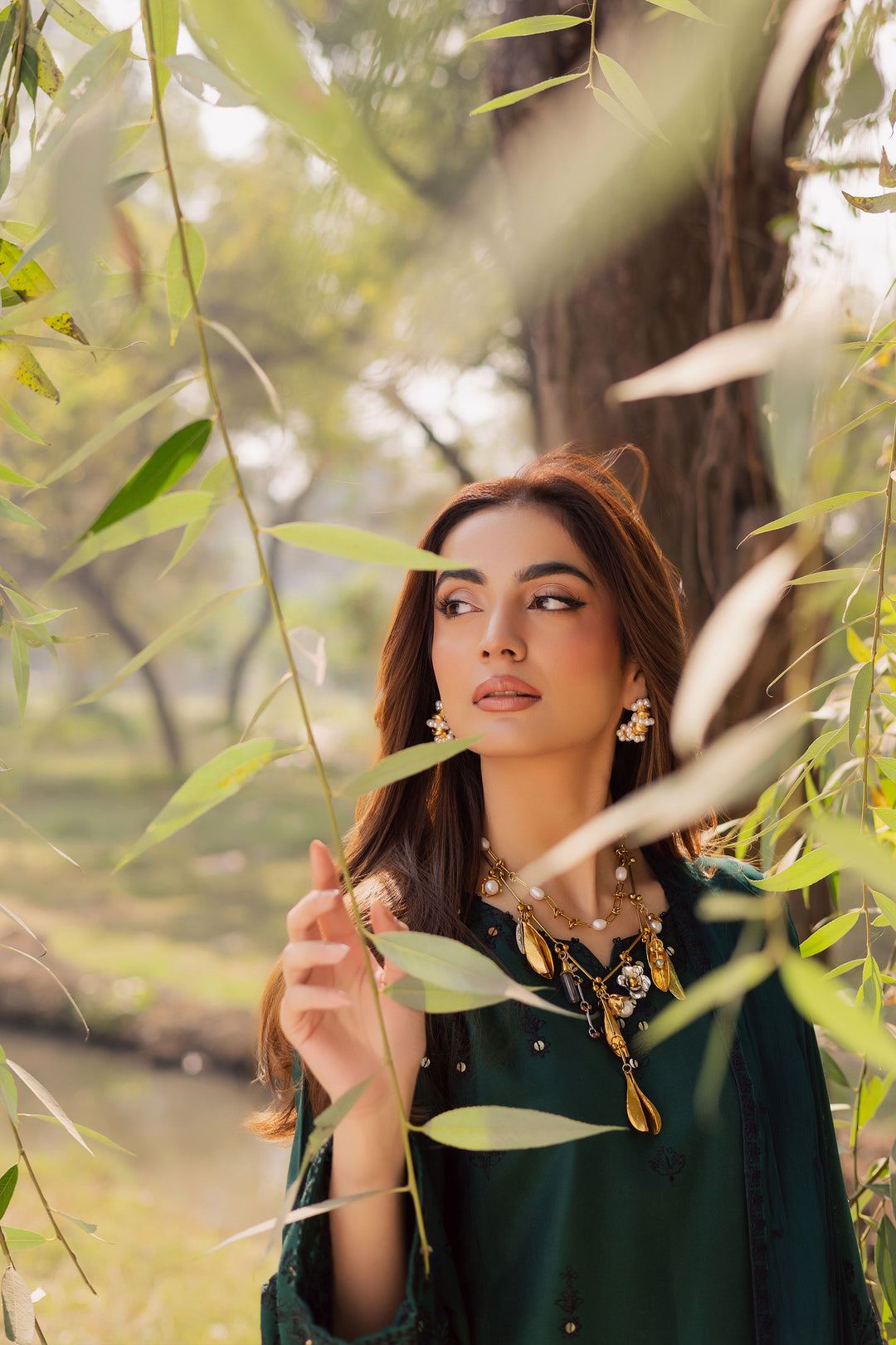 Sabz Meeraki 3Pc - Embroidered Khaddar Dress