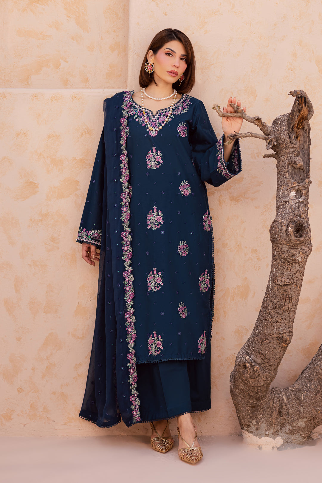 Serelis 3Pc - Festive Embroidered Lawn