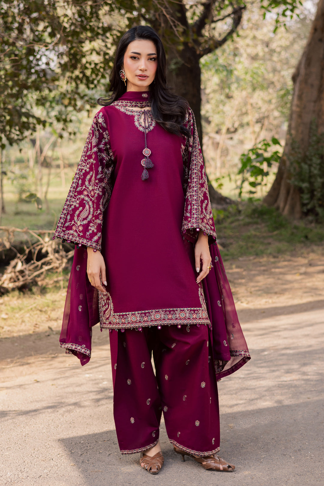 Sheharbano 3Pc - Embroidered Khaddar Dress