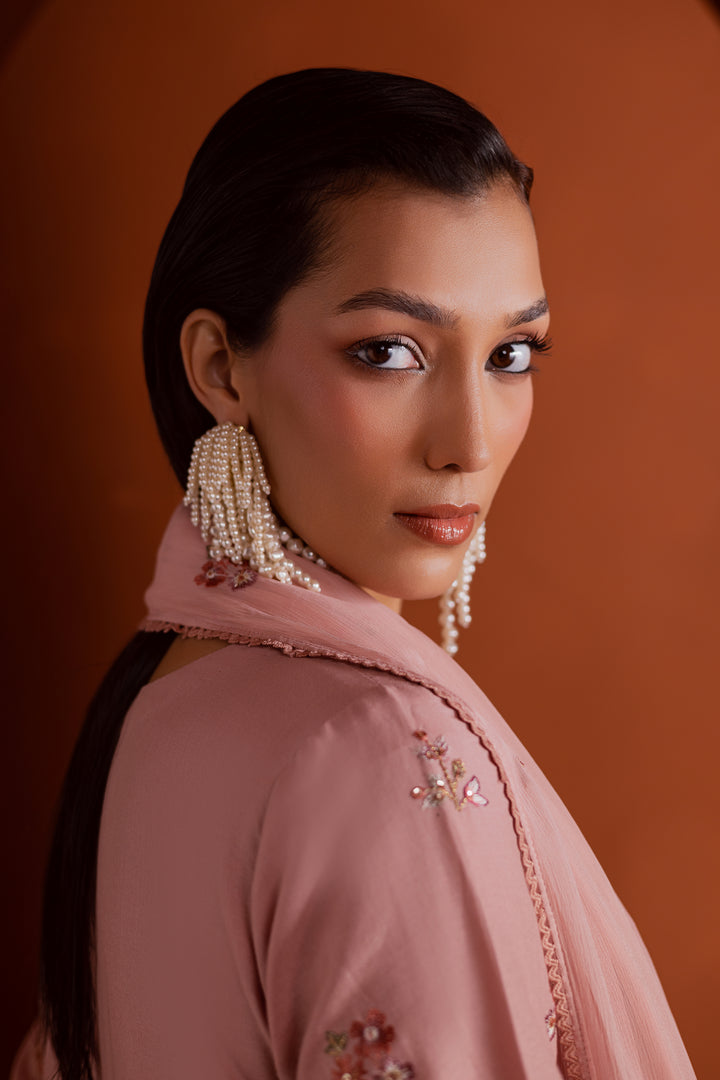 Tea Zunaisha 3Pc - Embroidered Khaddar Dress