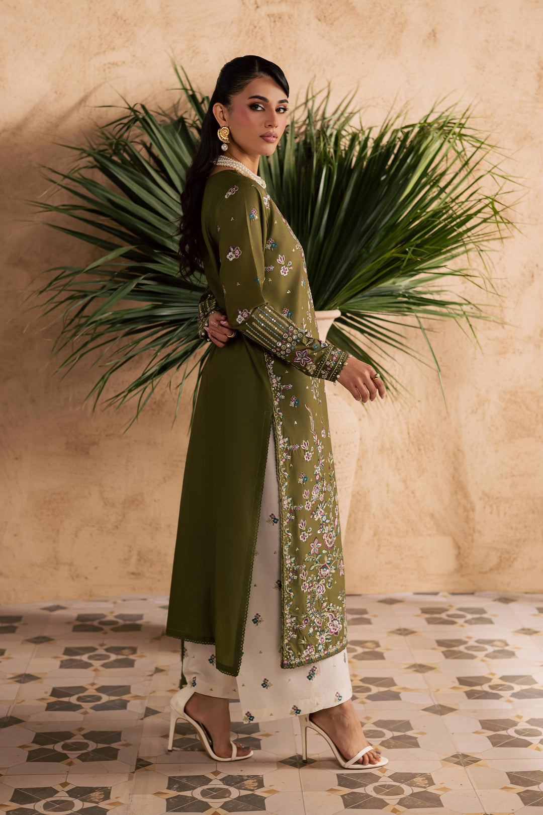 Meshal 3Pc - Embroidered Festive Pret