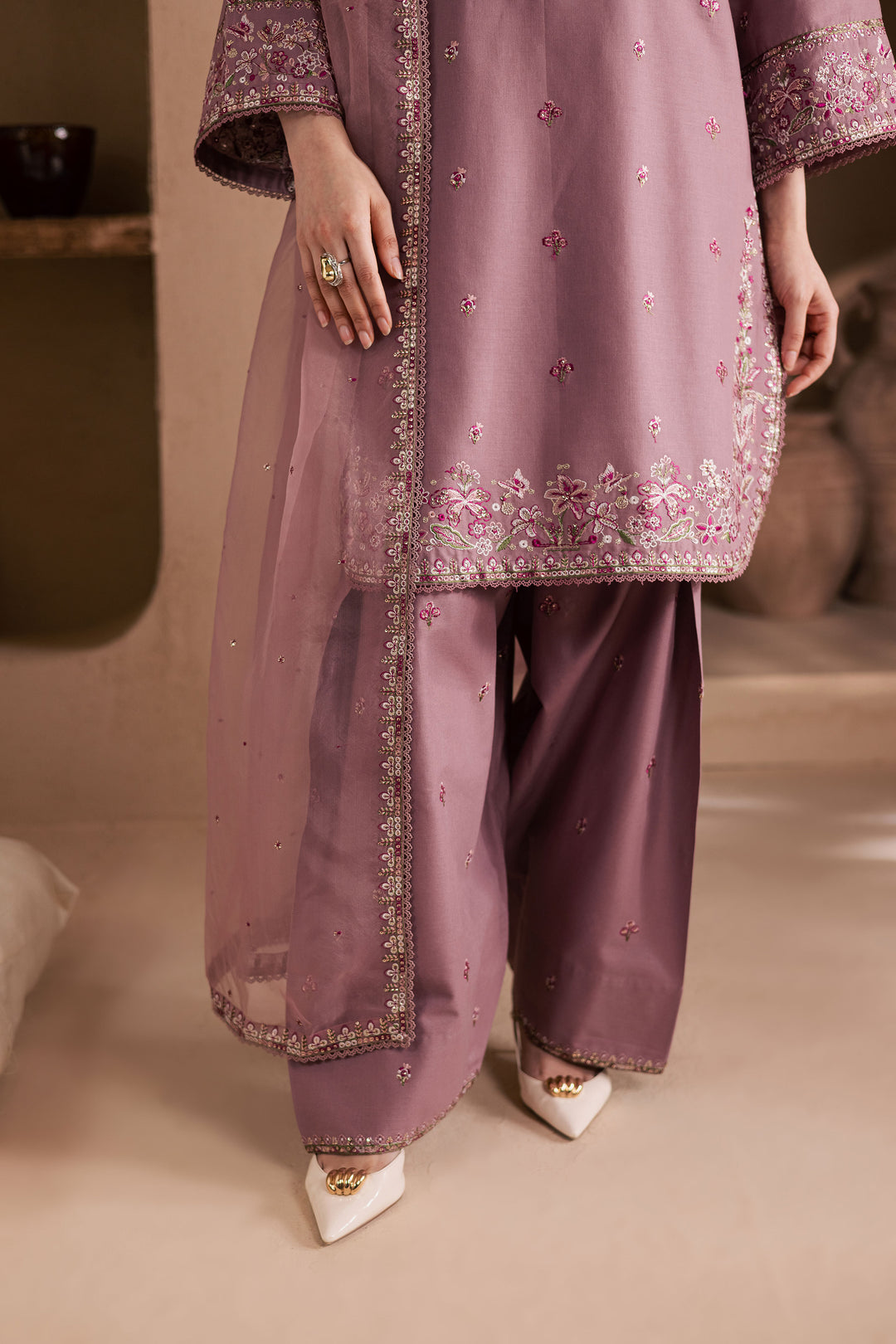 Tea Alyssa 3Pc - Embroidered Khaddar Dress