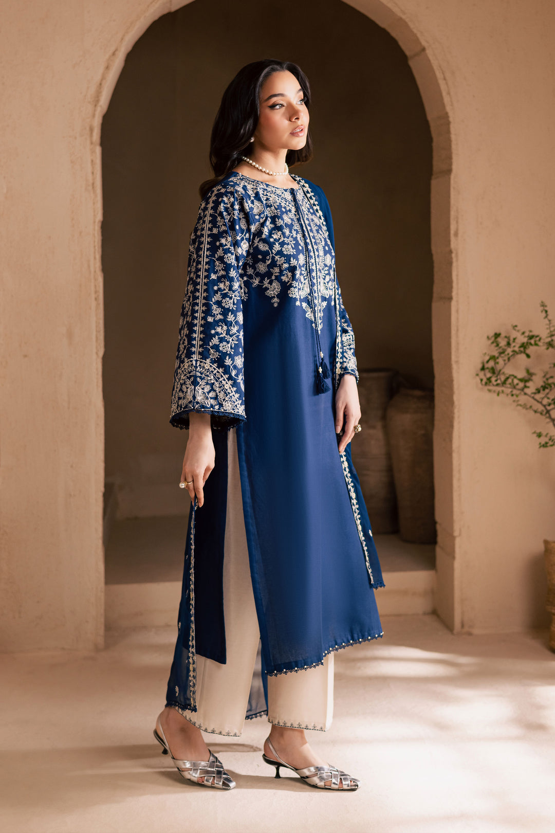 Blue Pashmina 3Pc - Embroidered Khaddar Dress