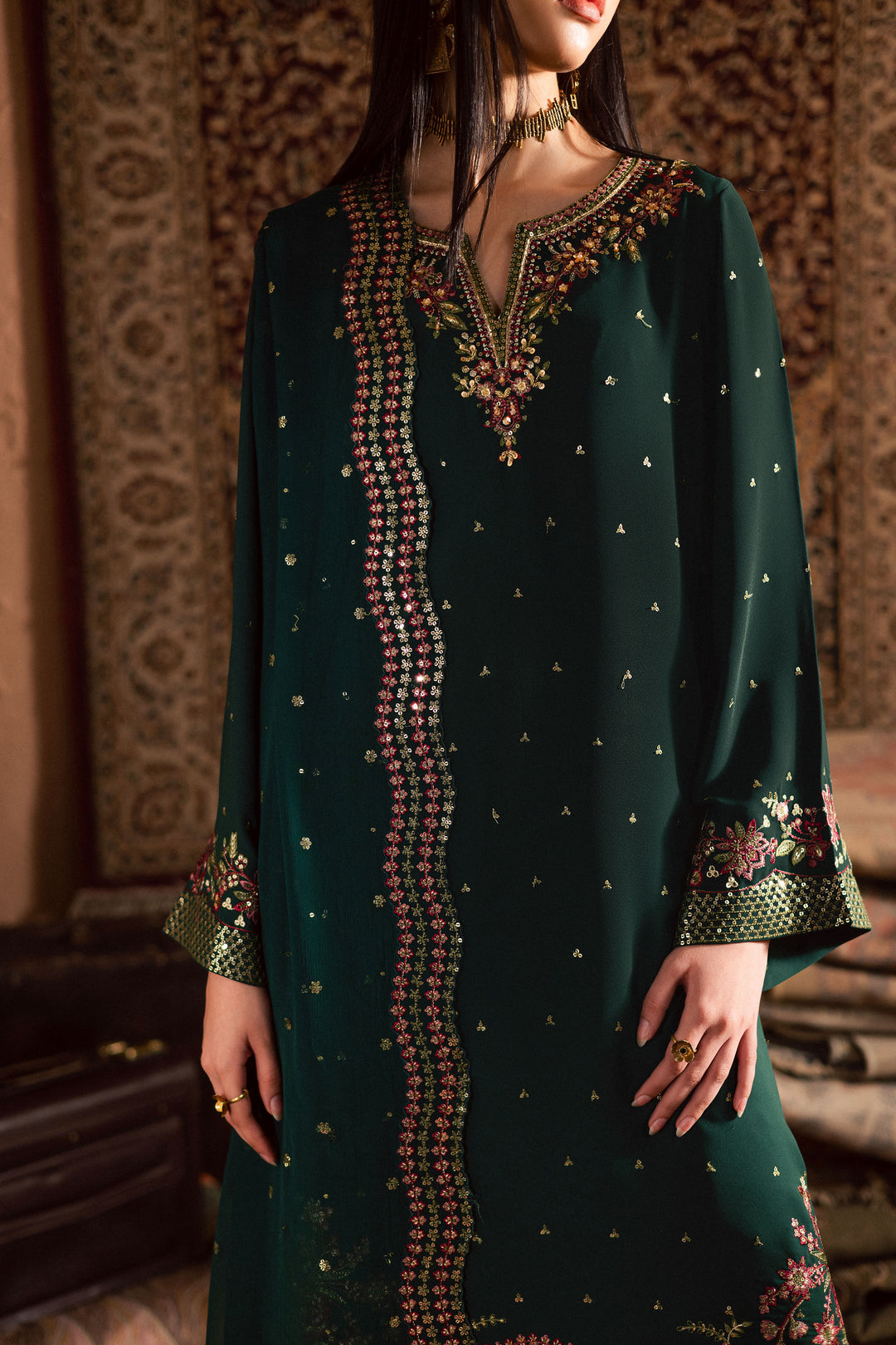 Esmer 3Pc- Festive Luxe Pret