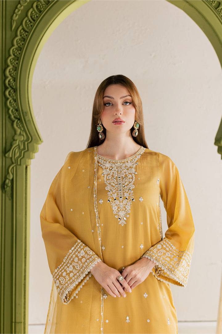 Mustard Tabeer 3Pc - Festive Luxe Pret