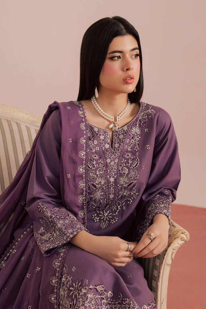 Deraya 3Pc - Embroidered Khaddar Dress