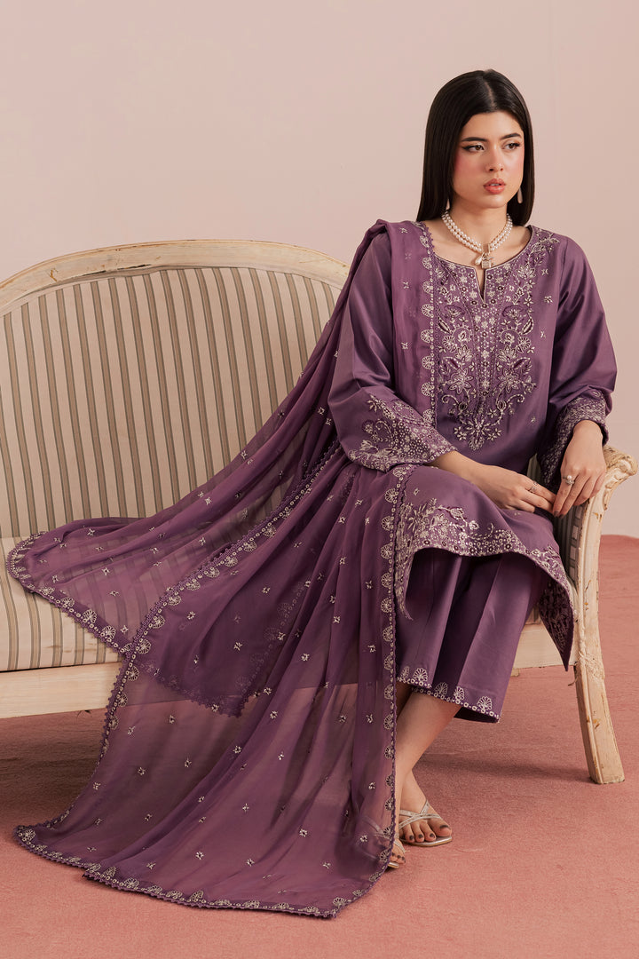 Deraya 3Pc - Embroidered Khaddar Dress
