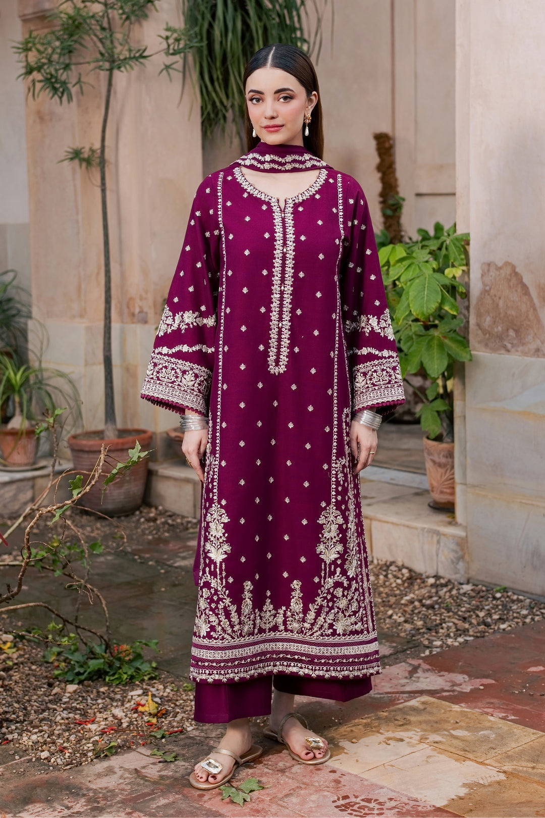 Jewel Noorie 3Pc - Embroidered Khaddar Pret