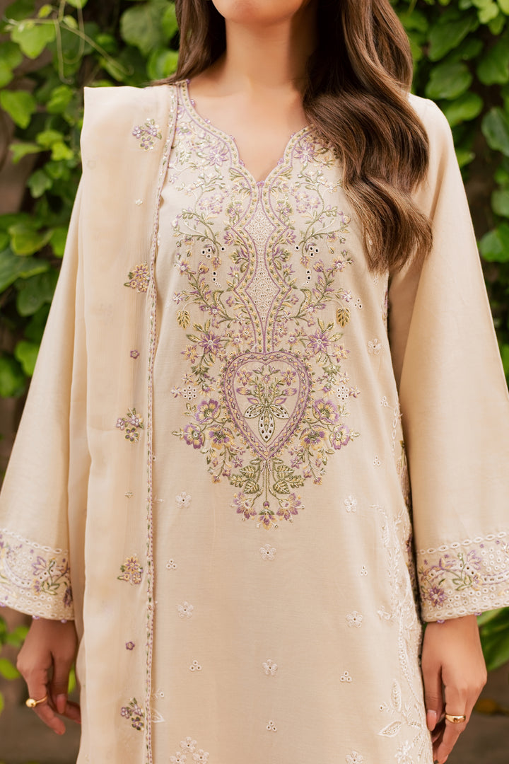Sugar Plum 3Pc - Embroidered Khaddar Pret