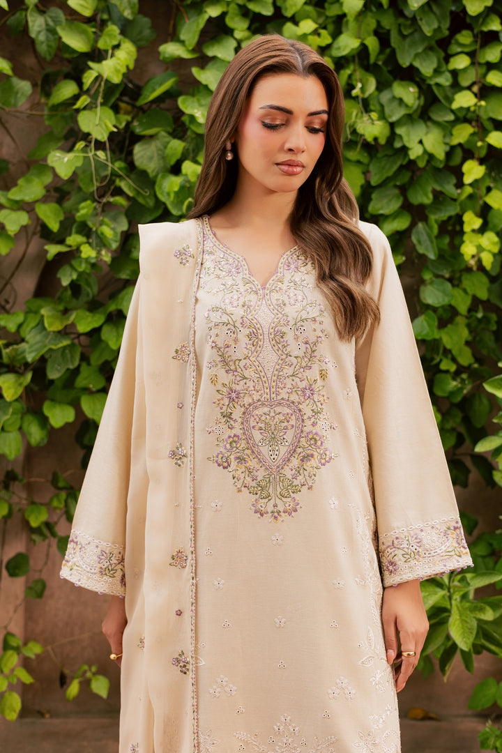 Sugar Plum 3Pc - Embroidered Khaddar Pret