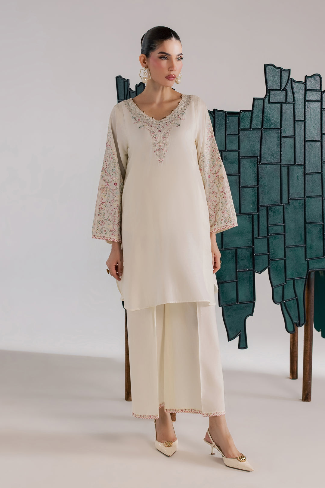 Tiva 2Pc - Luxury Embroidered Lawn