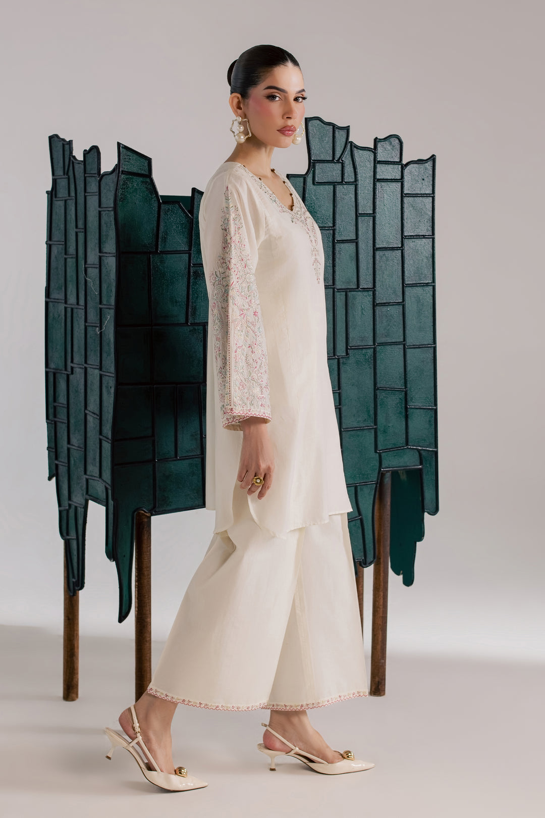 Tiva 2Pc - Luxury Embroidered Lawn