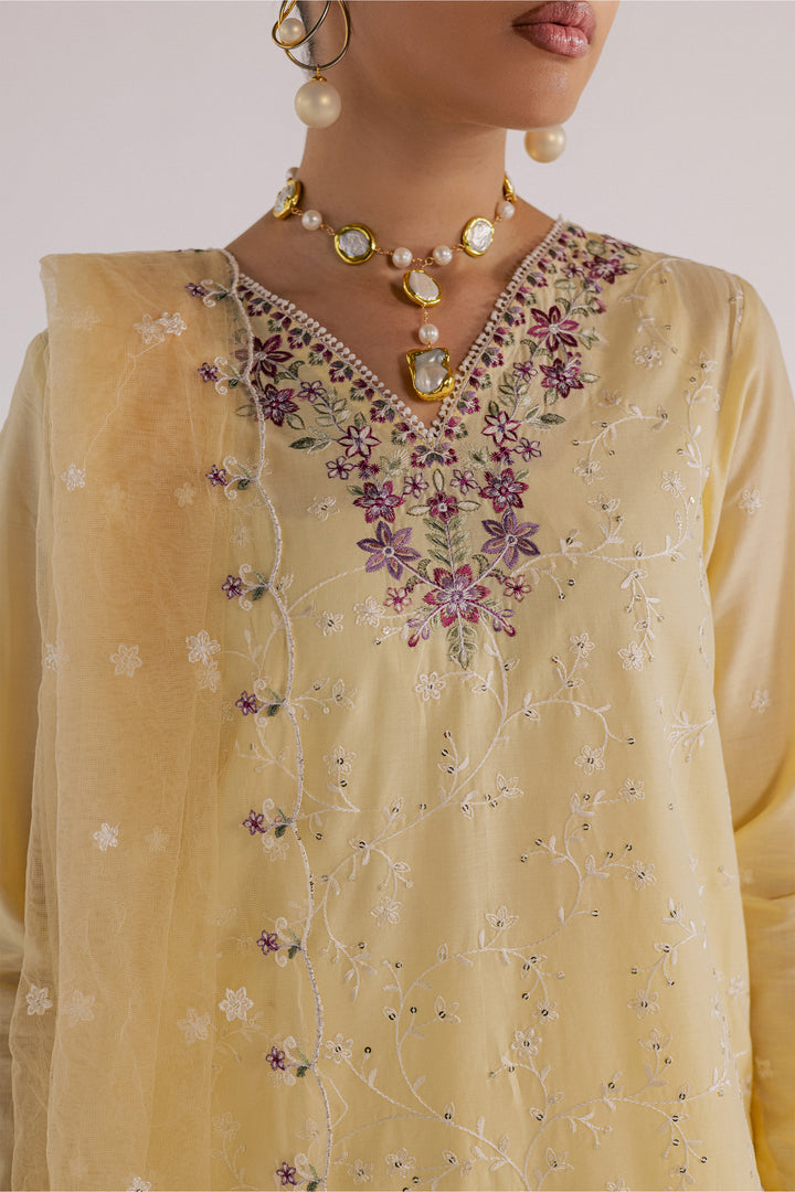 Meringue 3Pc - Luxury Embroidered Lawn