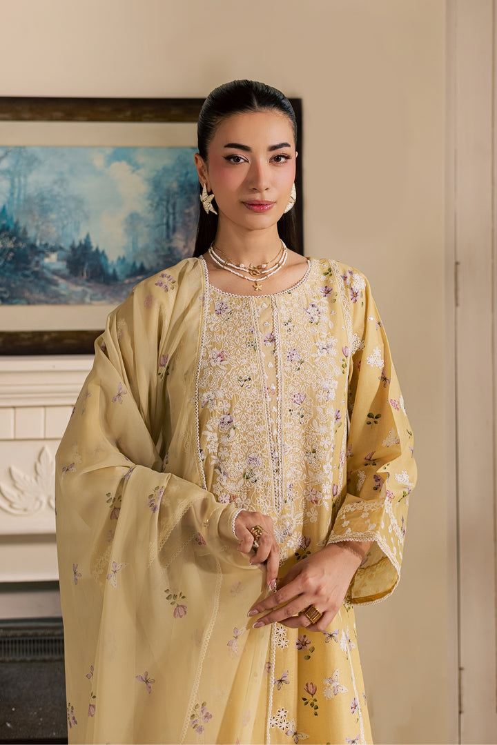 Eyrna 3Pc - Luxury Embroidered Lawn