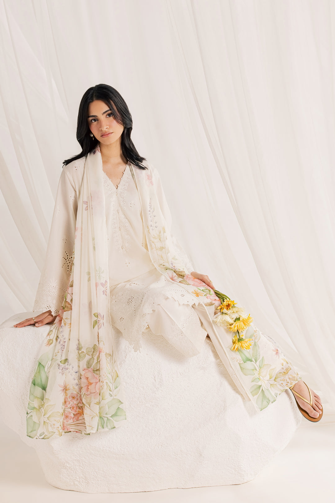Izel Swan 3Pc - Embroidered Lawn Dress