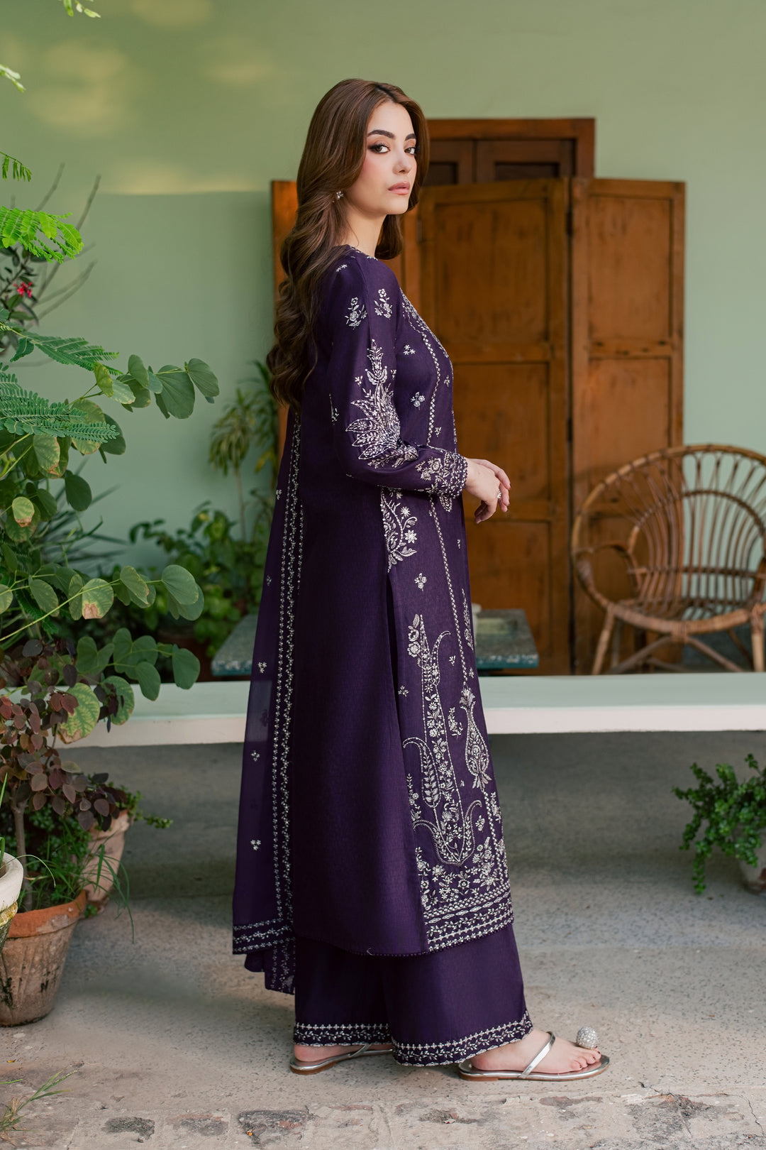 Neena 3Pc - Embroidered Karandi Pret