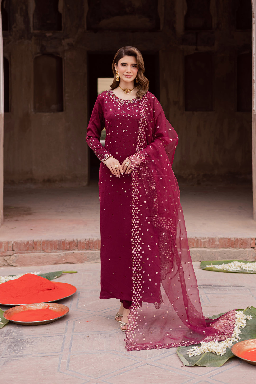 Isleen 3Pc - Festive Luxe Pret