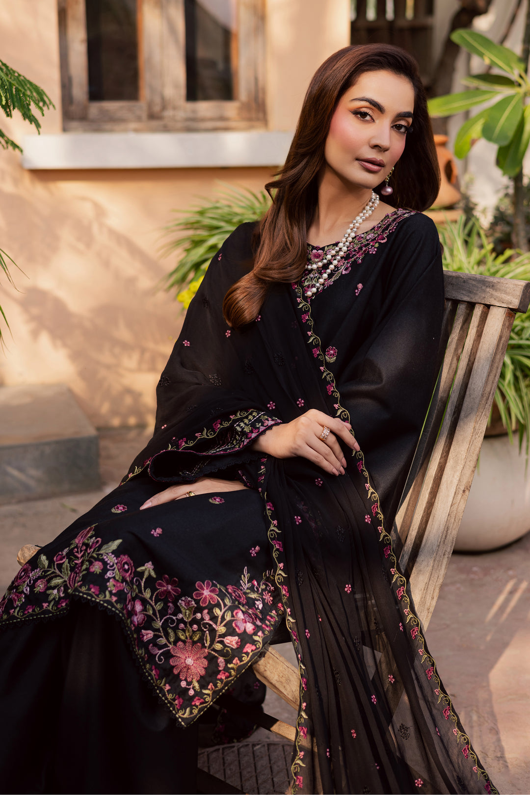 Vareha 3Pc - Embroidered Festive Pret