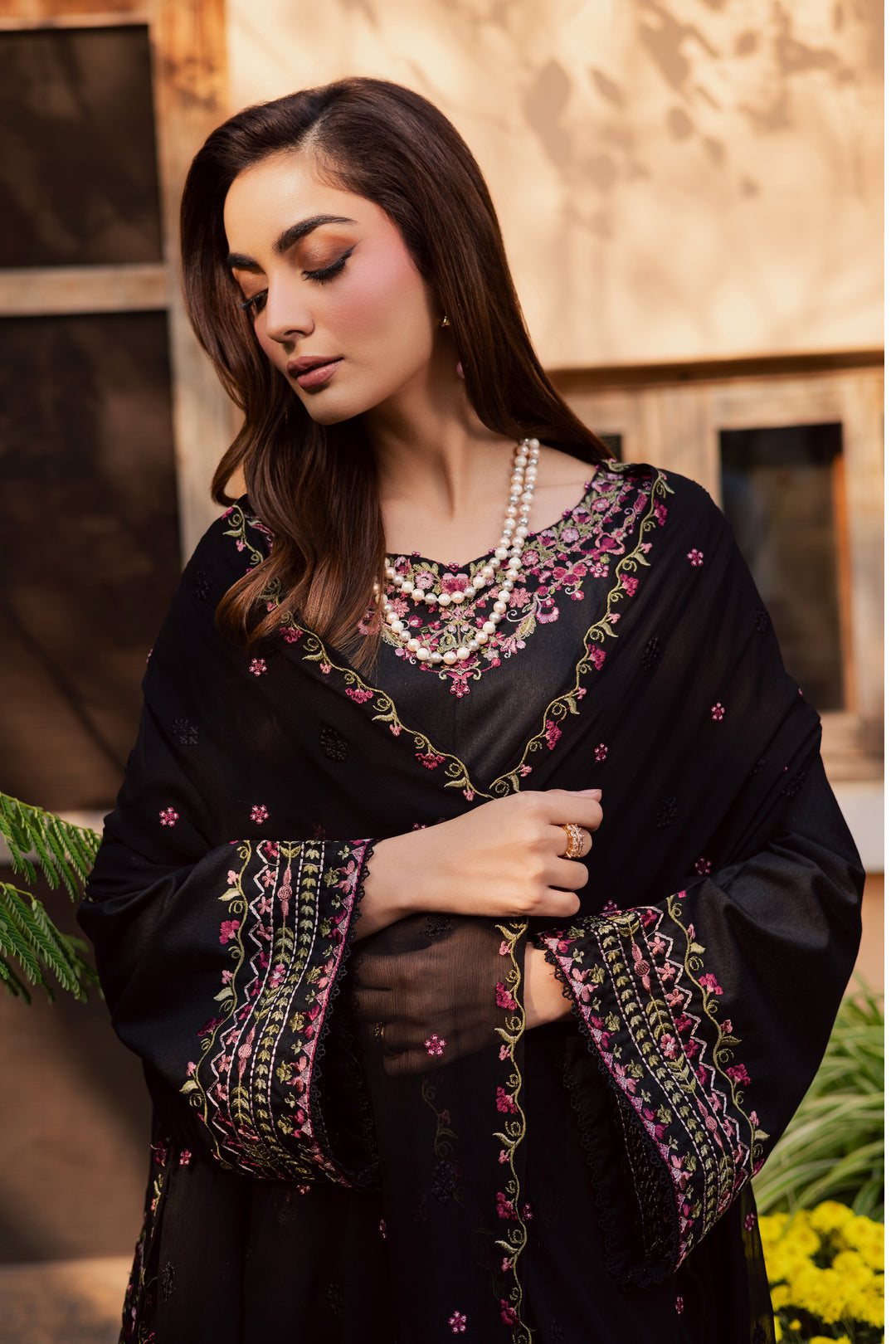 Vareha 3Pc - Embroidered Festive Pret