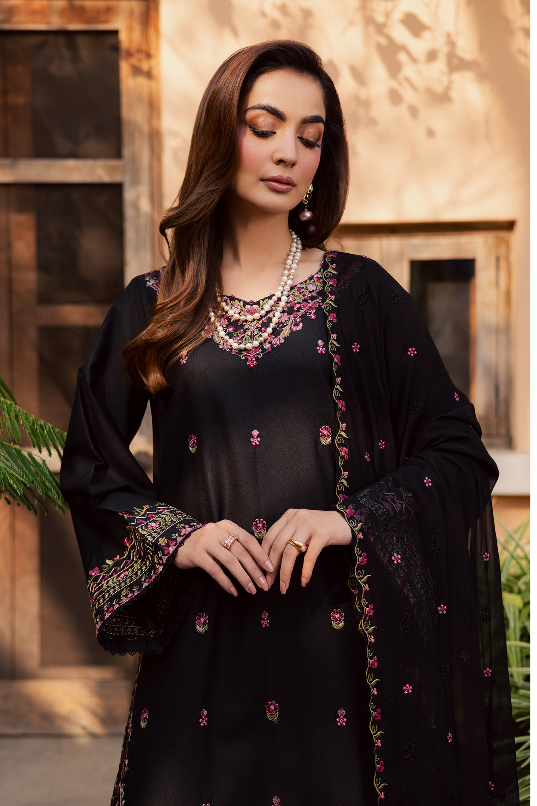 Vareha 3Pc - Embroidered Festive Pret