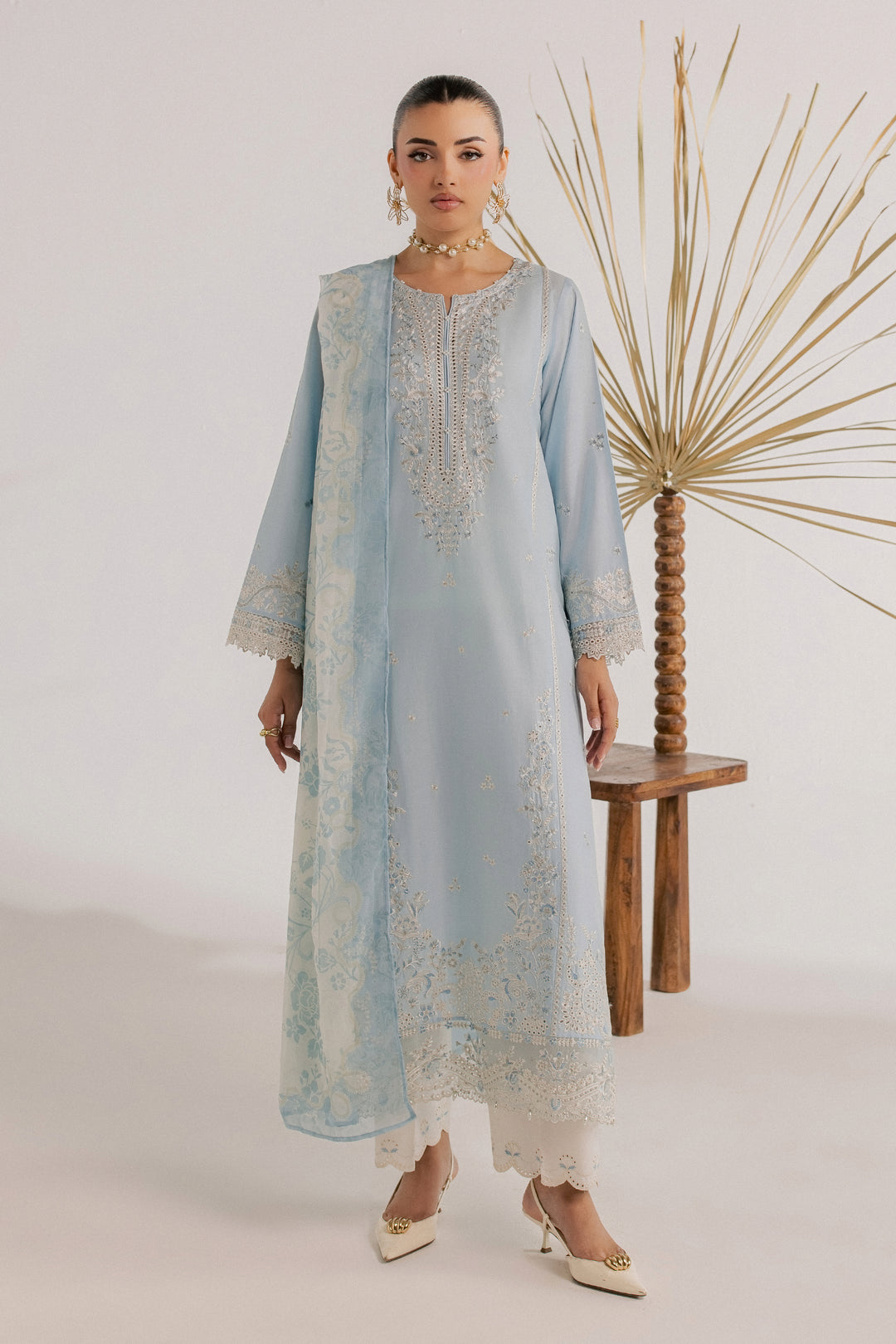 Shikast 3Pc - Luxury Embroidered Lawn