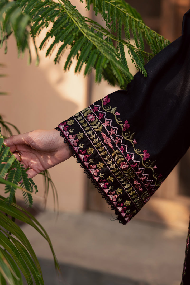 Vareha 3Pc - Embroidered Festive Pret