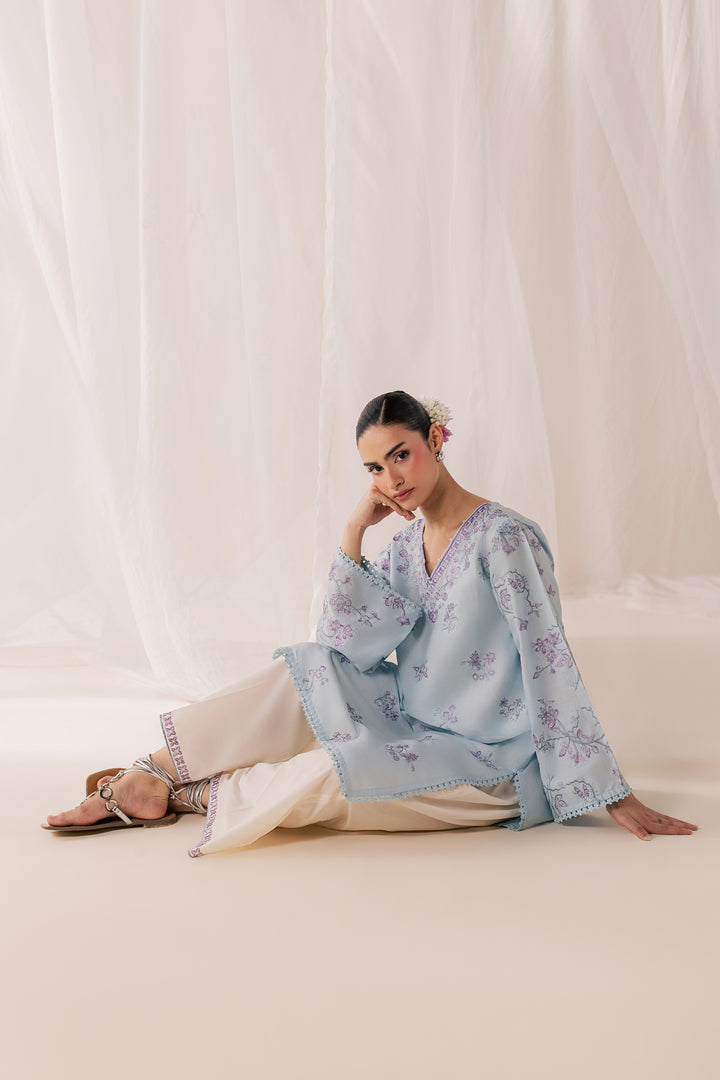 Hanat 3Pc - Luxury Embroidered Lawn