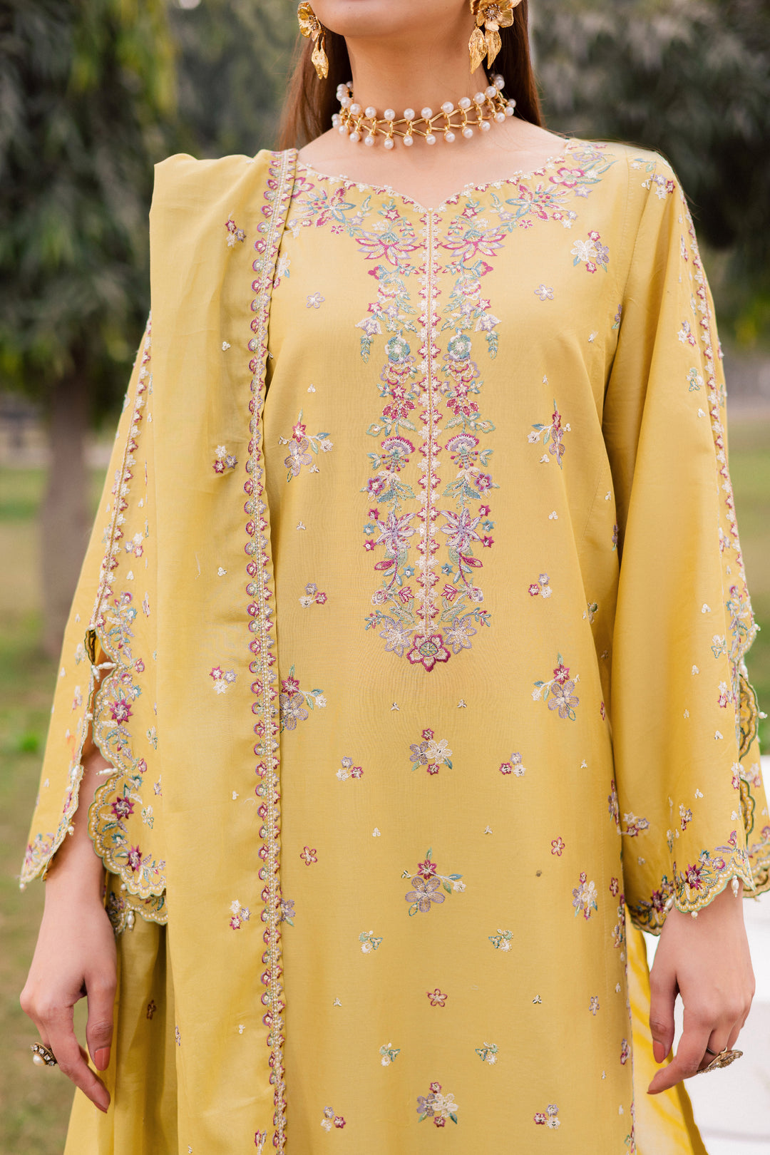 Salwah 3Pc - Festive Embroidered Lawn