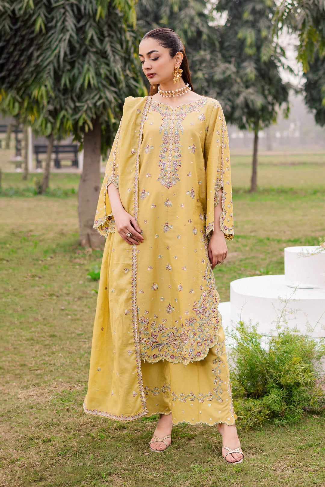 Salwah 3Pc - Festive Embroidered Lawn