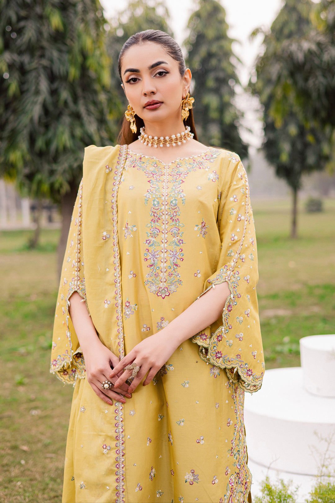 Salwah 3Pc - Festive Embroidered Lawn