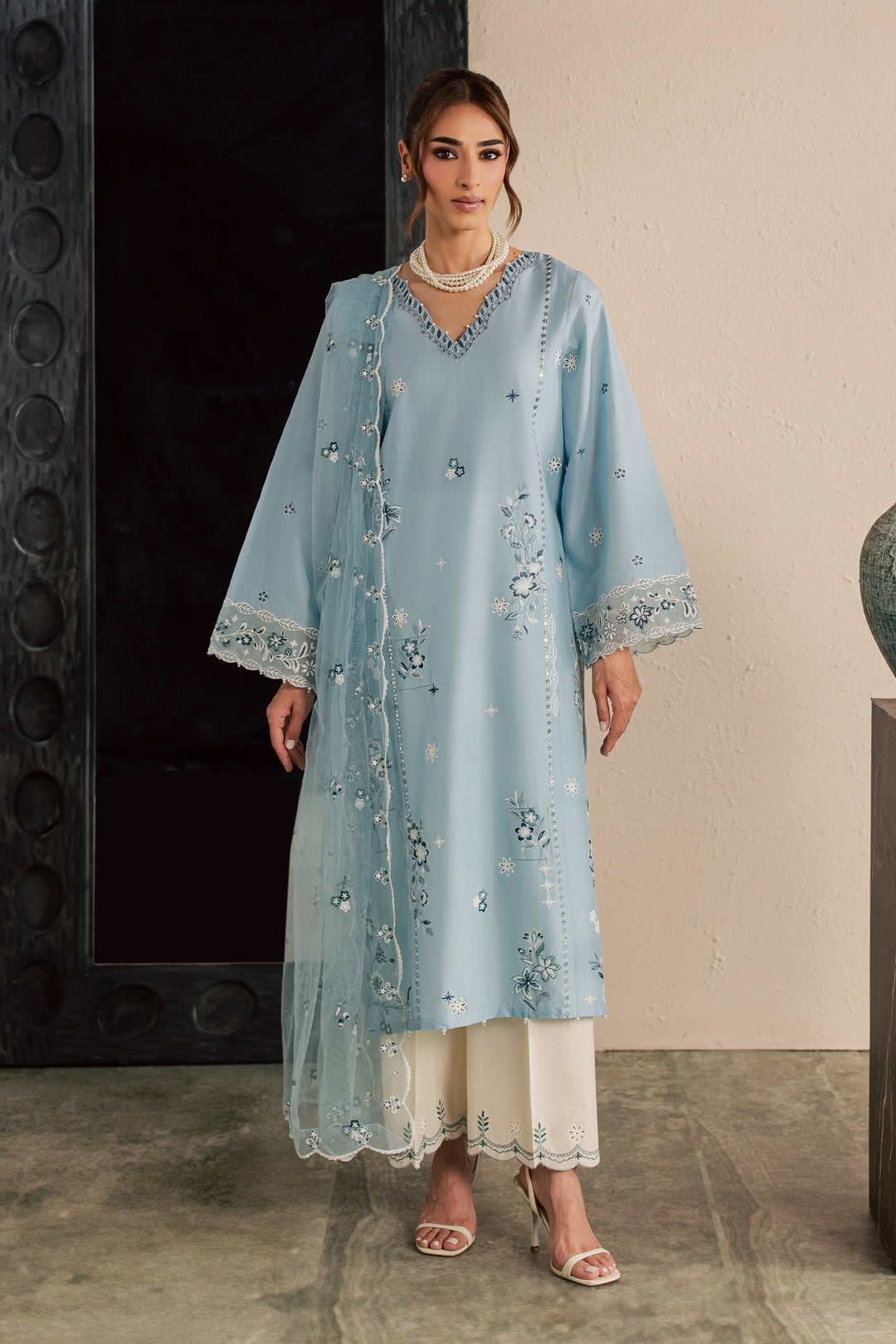 Minsk 3Pc - Embroidered Lawn Dress