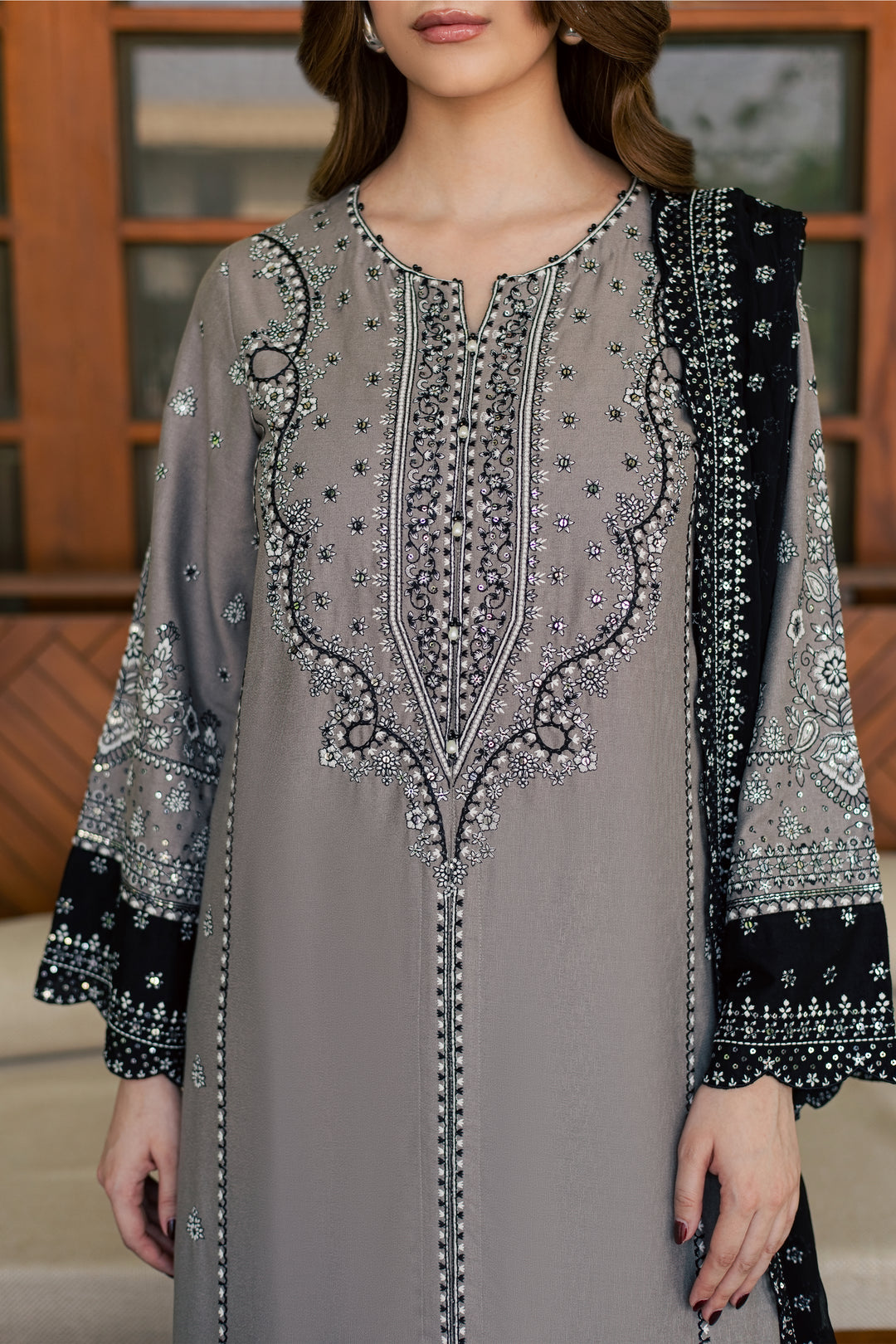 Sozraag 3Pc - Embroidered Karandi Pret