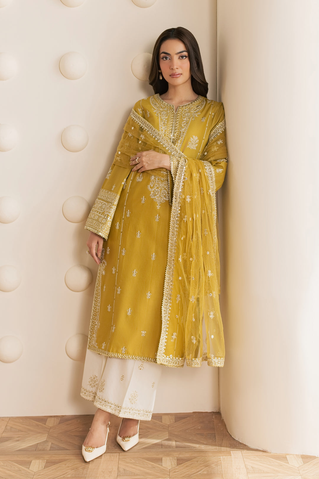 Laiya 3Pc - Embroidered Cambric Pret