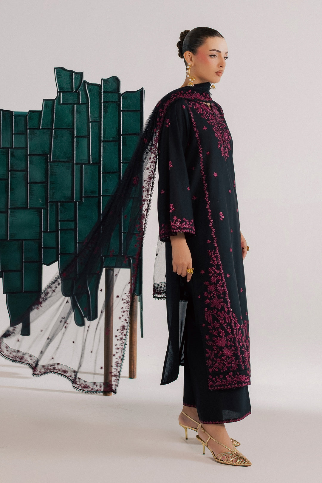 Surkh Saaya 3Pc - Luxury Embroidered Lawn