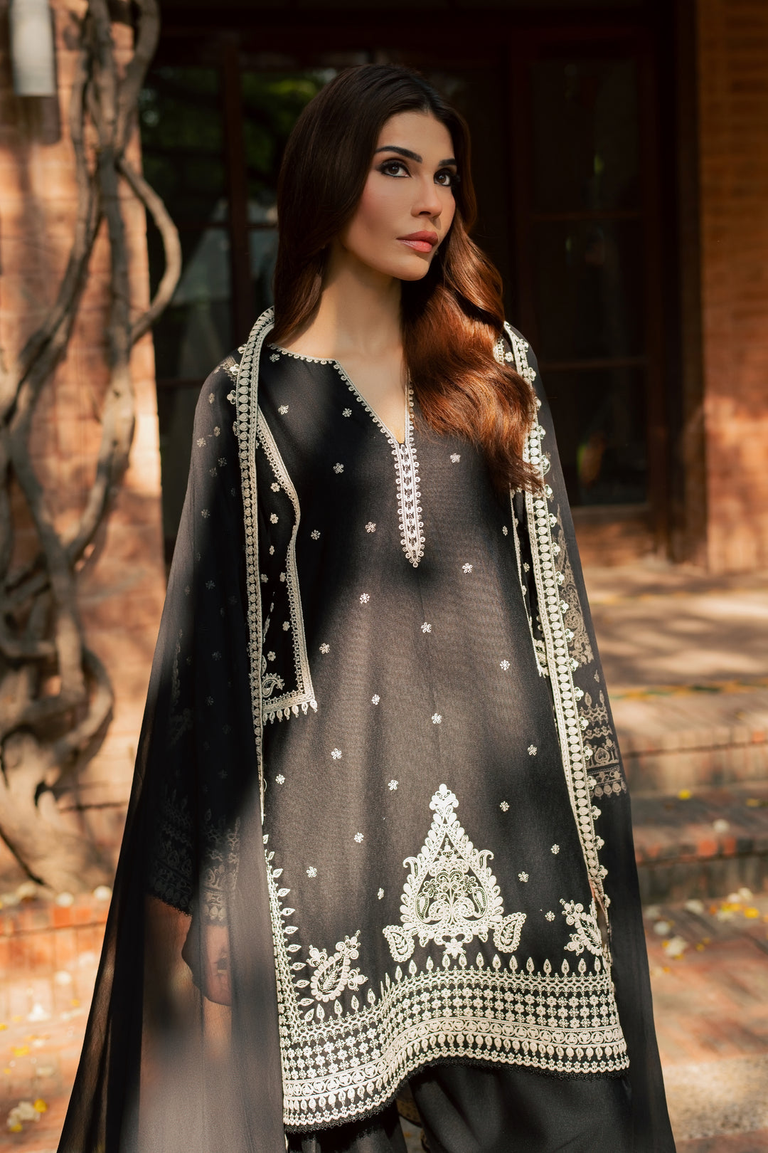 Black Arwa 3Pc - Embroidered Karandi Pret