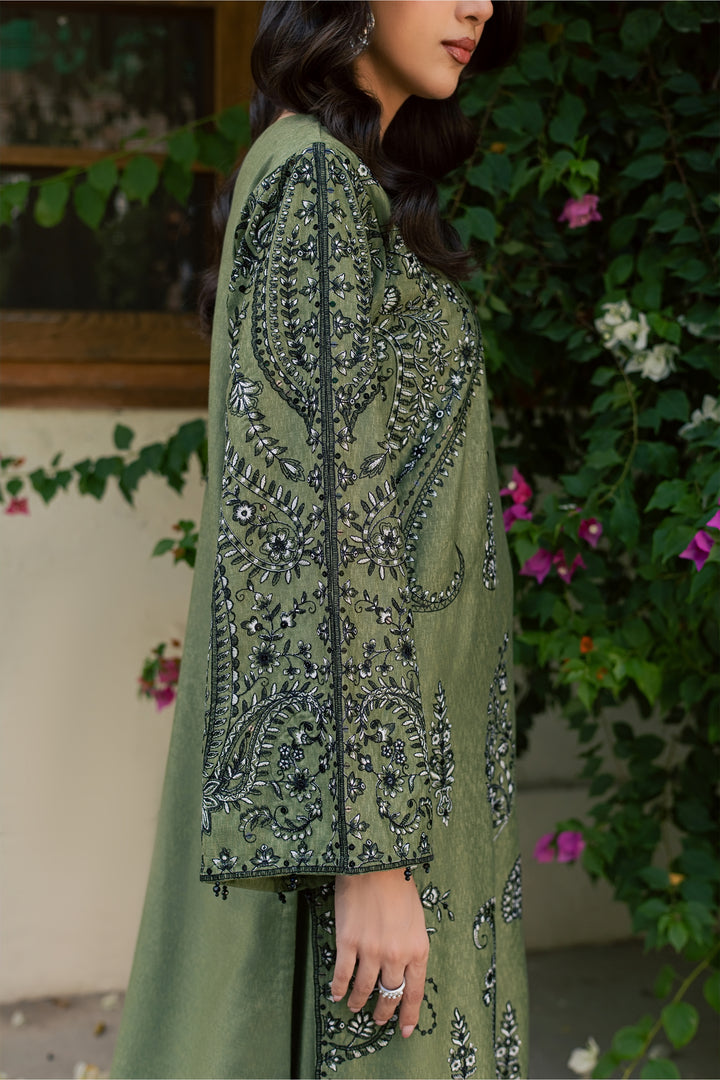 Marwa 3Pc - Embroidered Karandi Pret