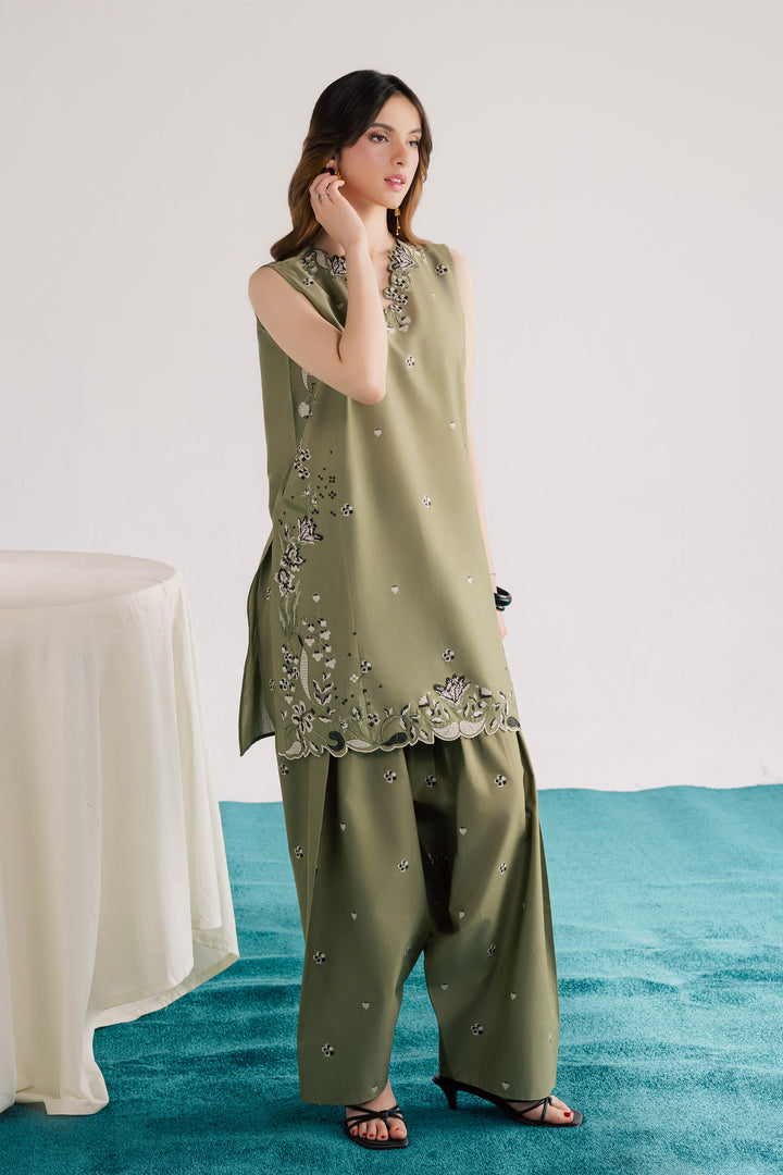 Green Nazni 2Pc - Embroidered Lawn Dress
