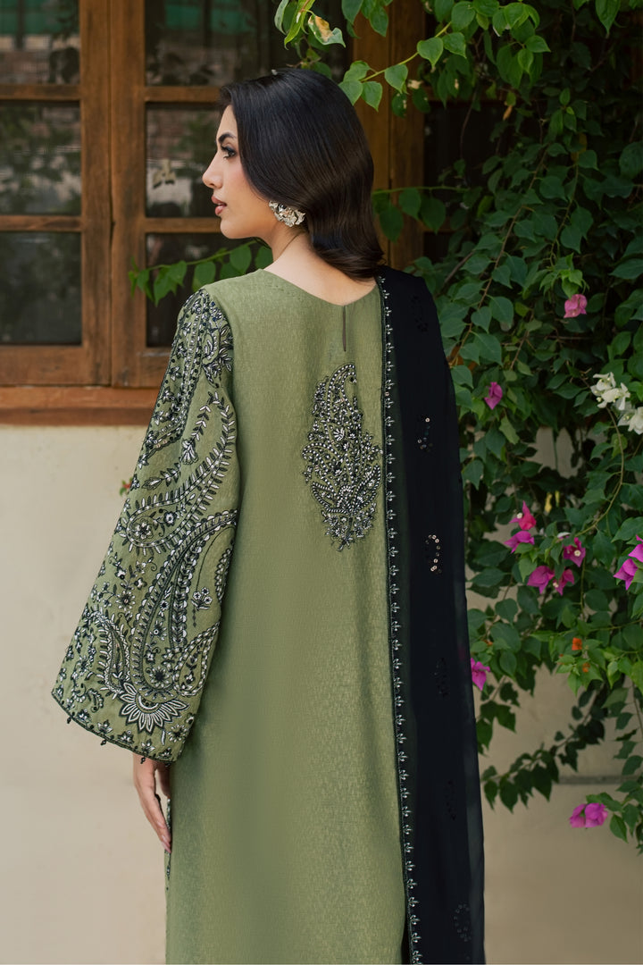 Marwa 3Pc - Embroidered Karandi Pret