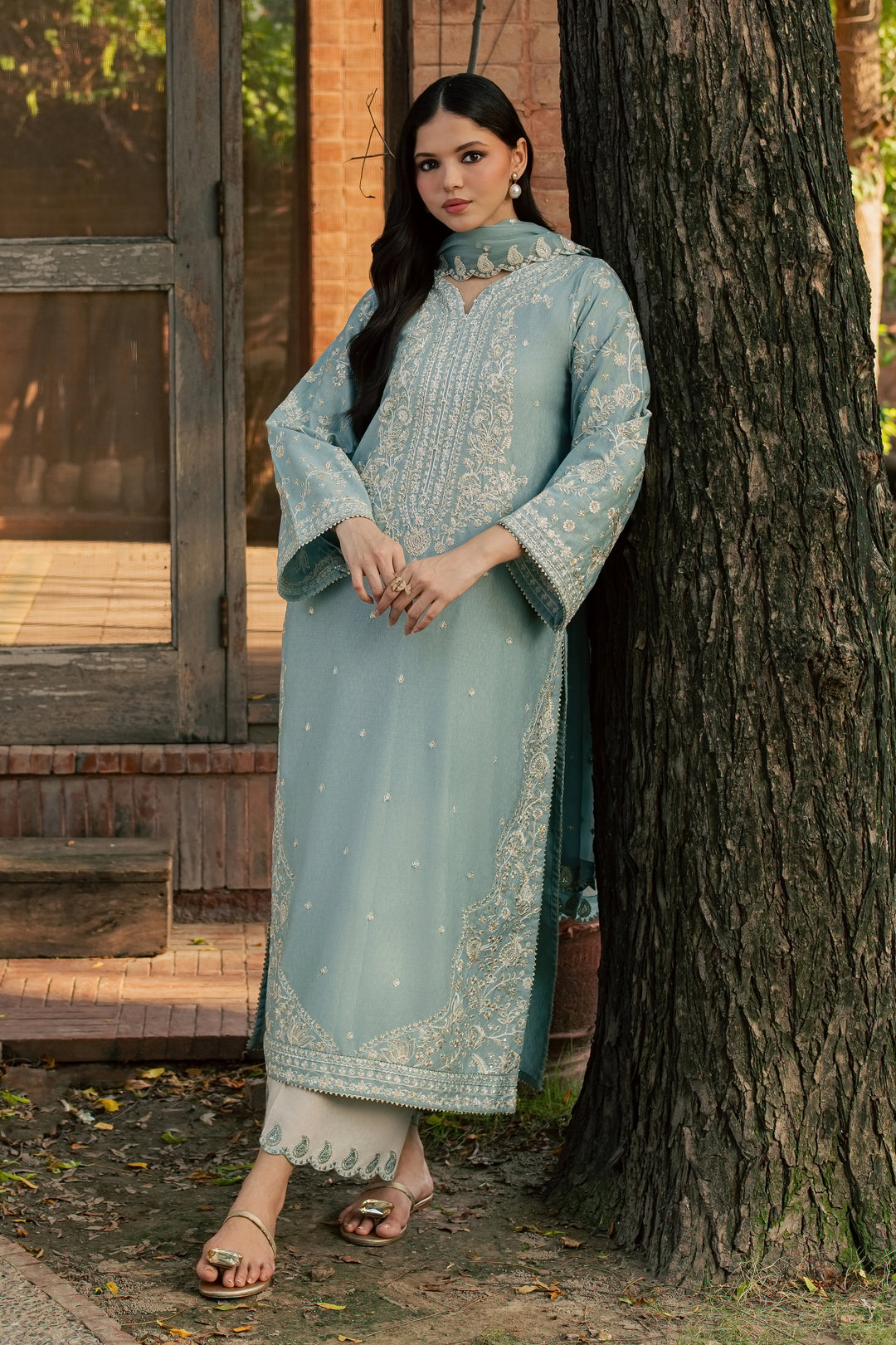 Faheema 3Pc - Embroidered Karandi Pret