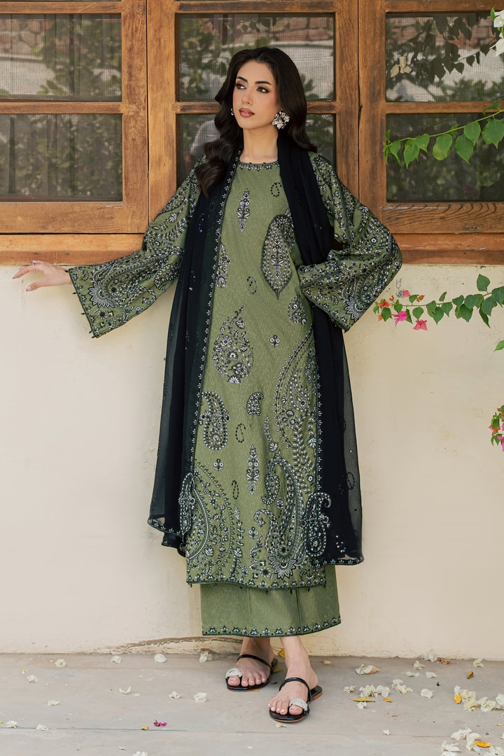 Marwa 3Pc - Embroidered Karandi Pret