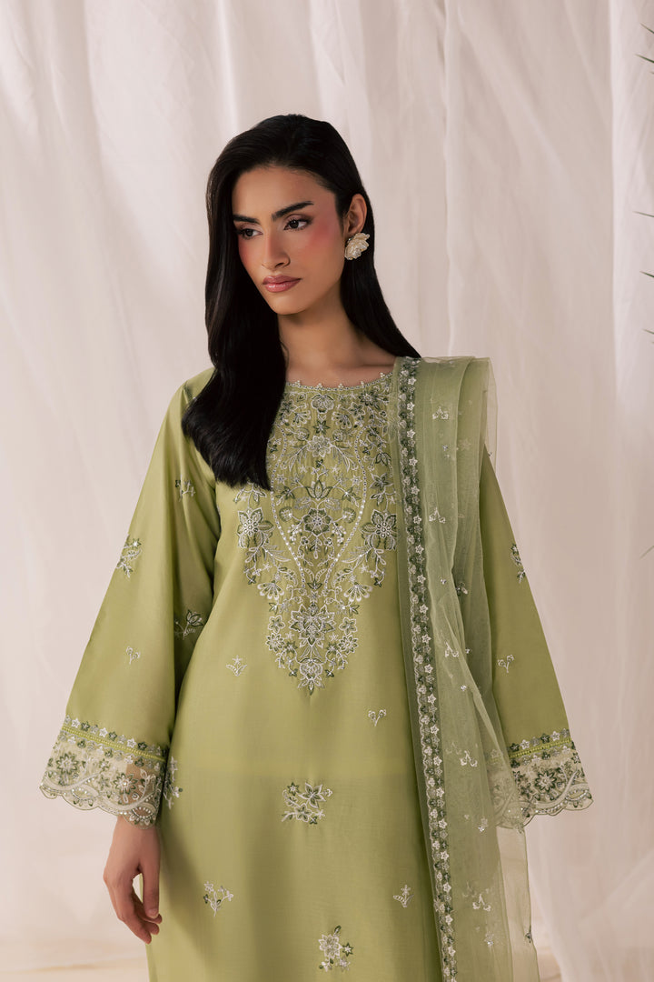 Olive Vasl 3Pc - Luxury Embroidered Lawn