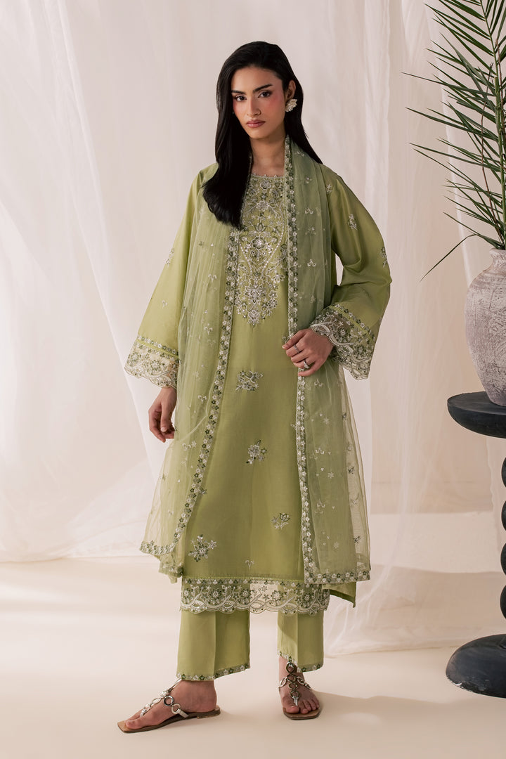 Olive Vasl 3Pc - Luxury Embroidered Lawn