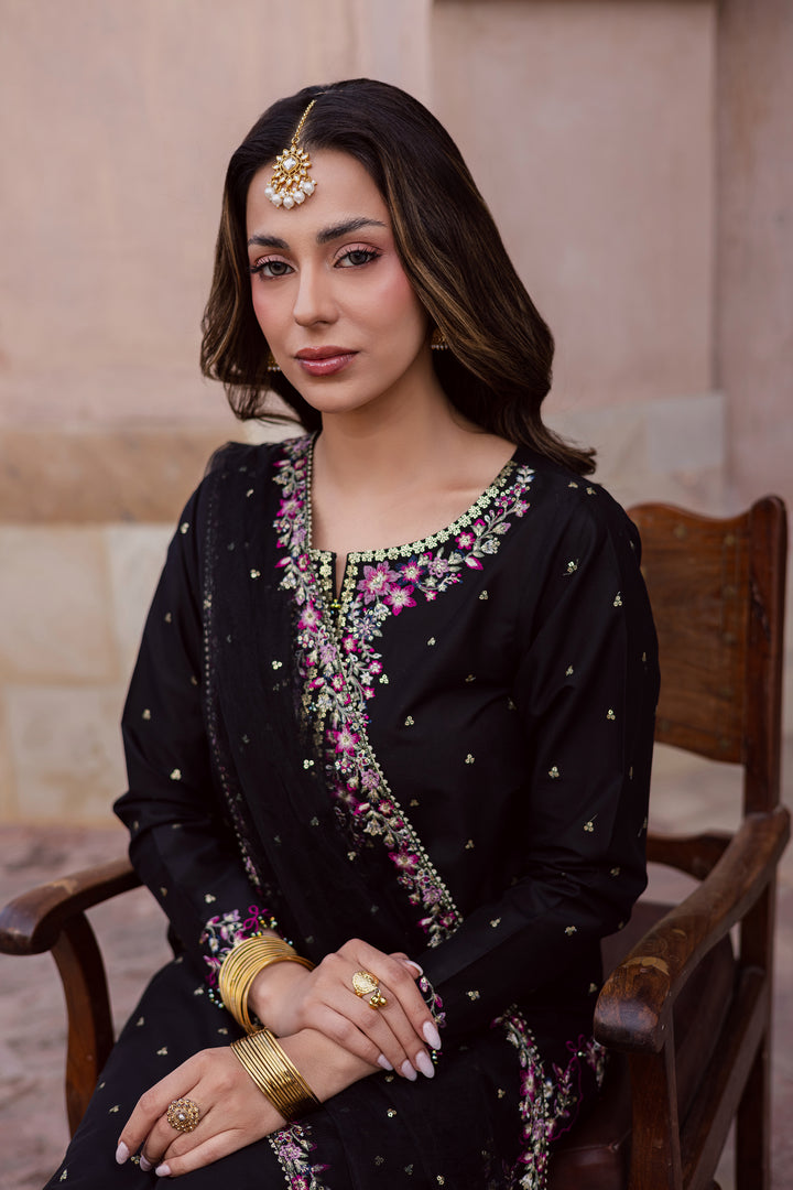 Hozier 3Pc - Festive Embroidered Lawn