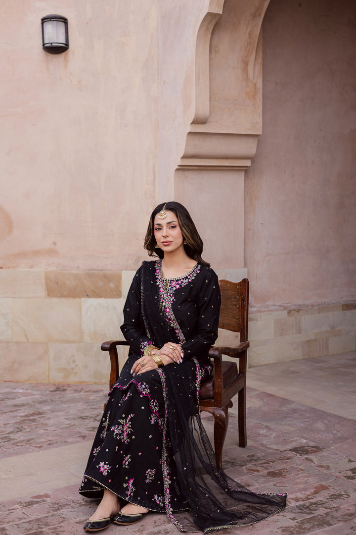 Hozier 3Pc - Festive Embroidered Lawn