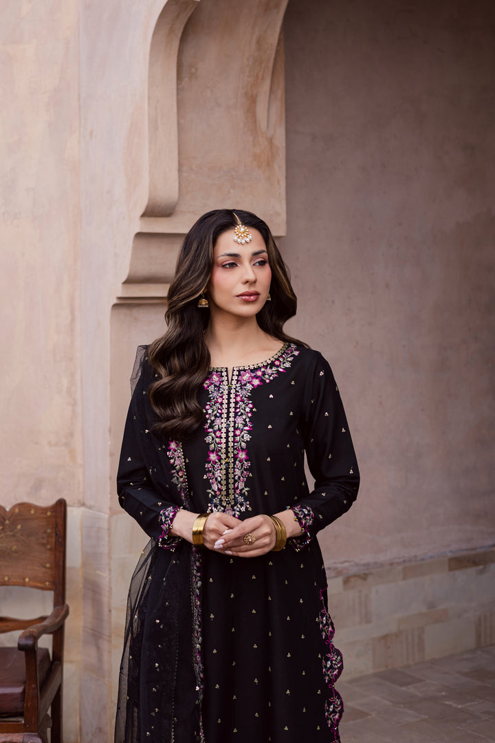 Hozier 3Pc - Festive Embroidered Lawn