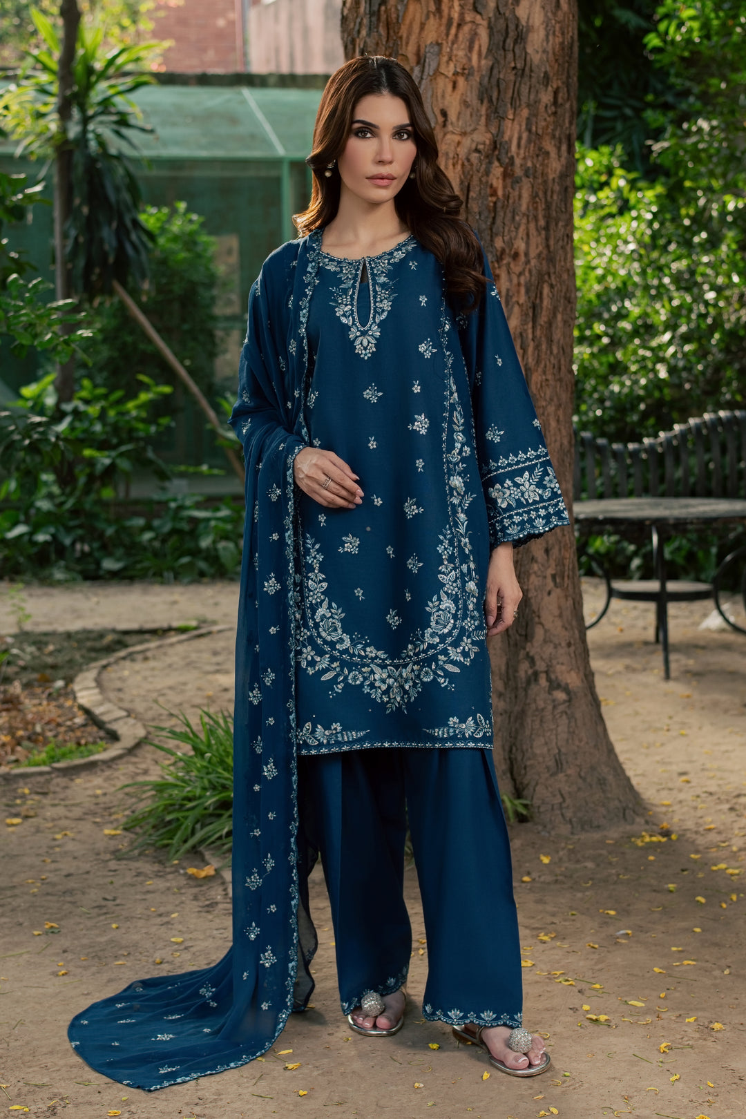 Jewel Arzoo  3Pc - Embroidered Khaddar Pret