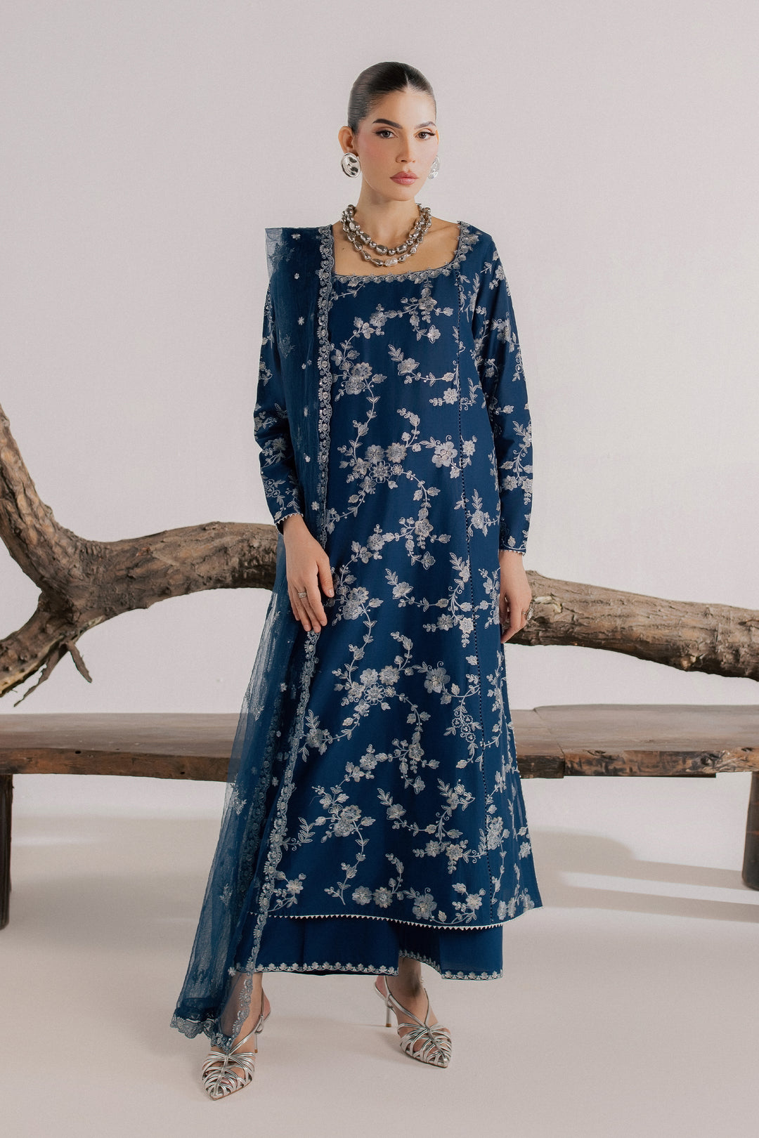 Kiana 3Pc - Luxury Embroidered Lawn