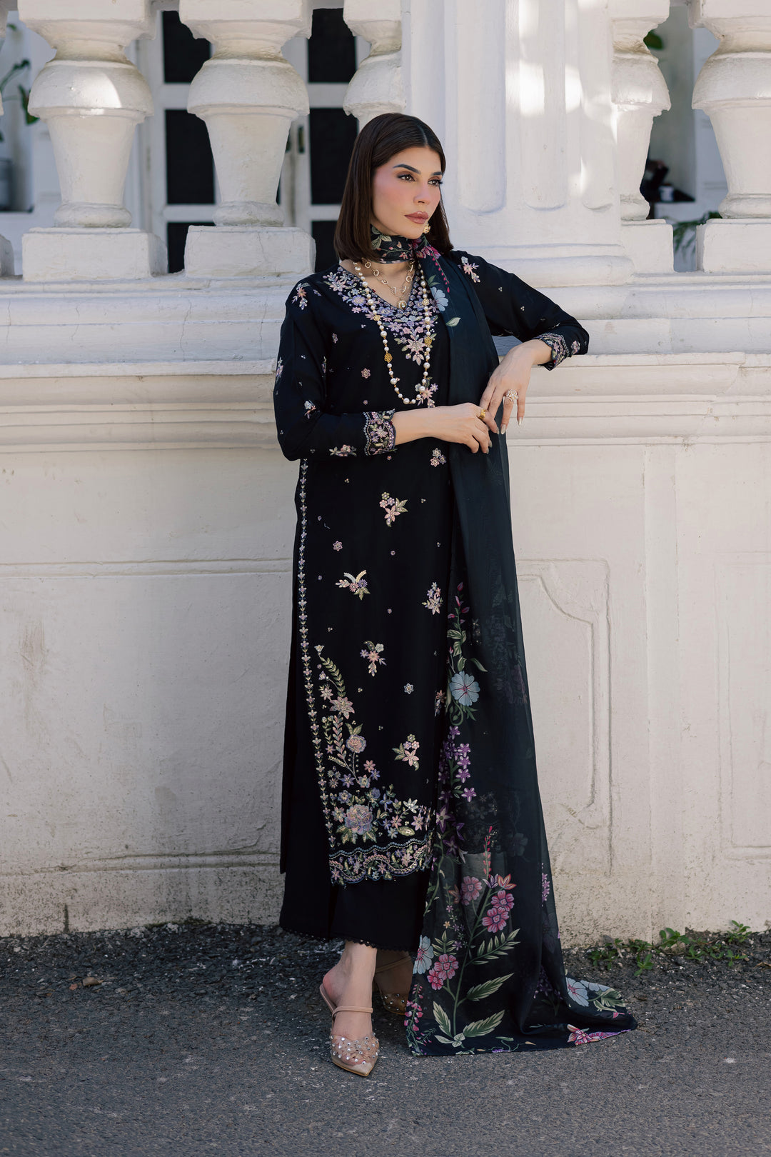 Black Heer 3Pc - Festive Embroidered Lawn