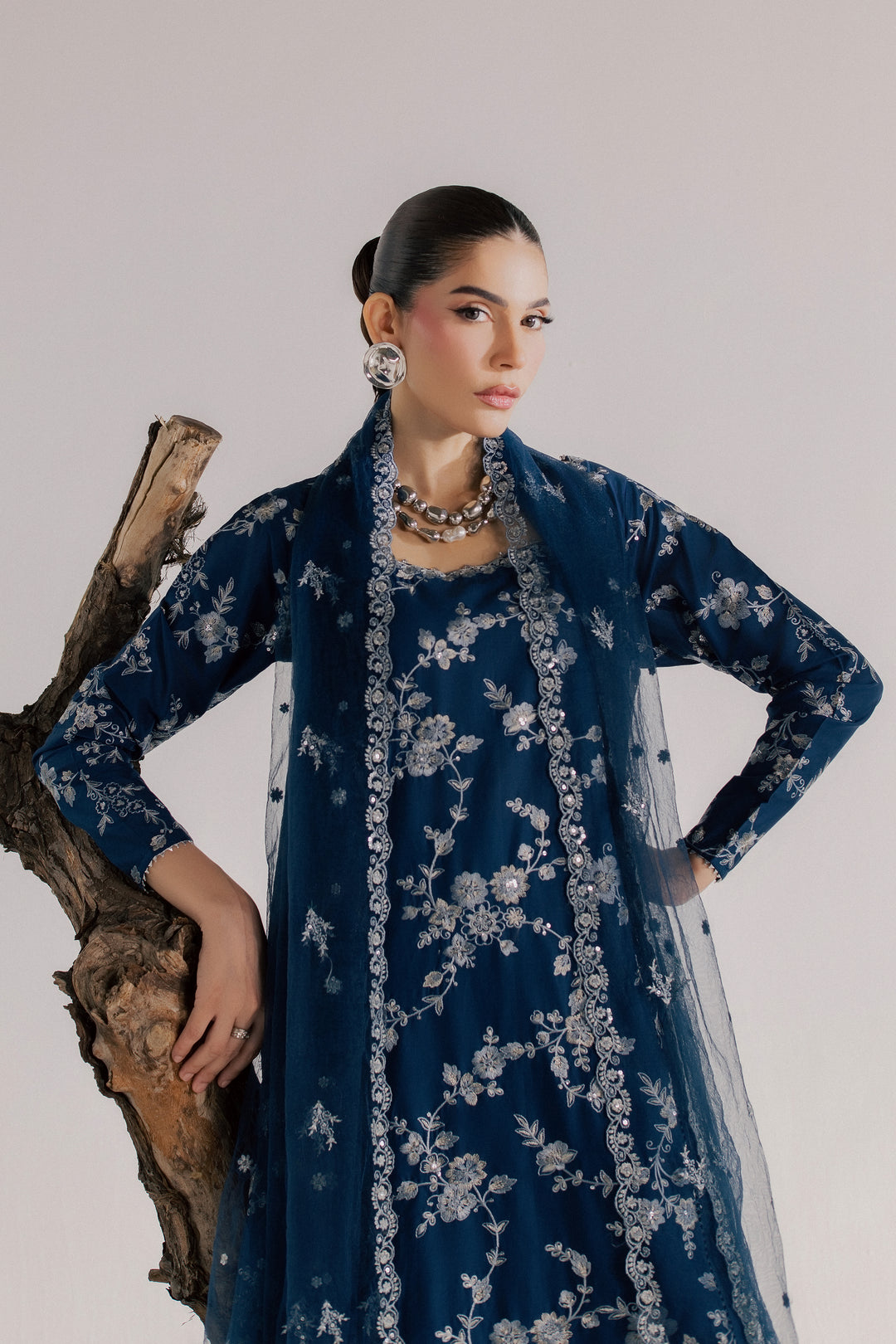 Kiana 3Pc - Luxury Embroidered Lawn