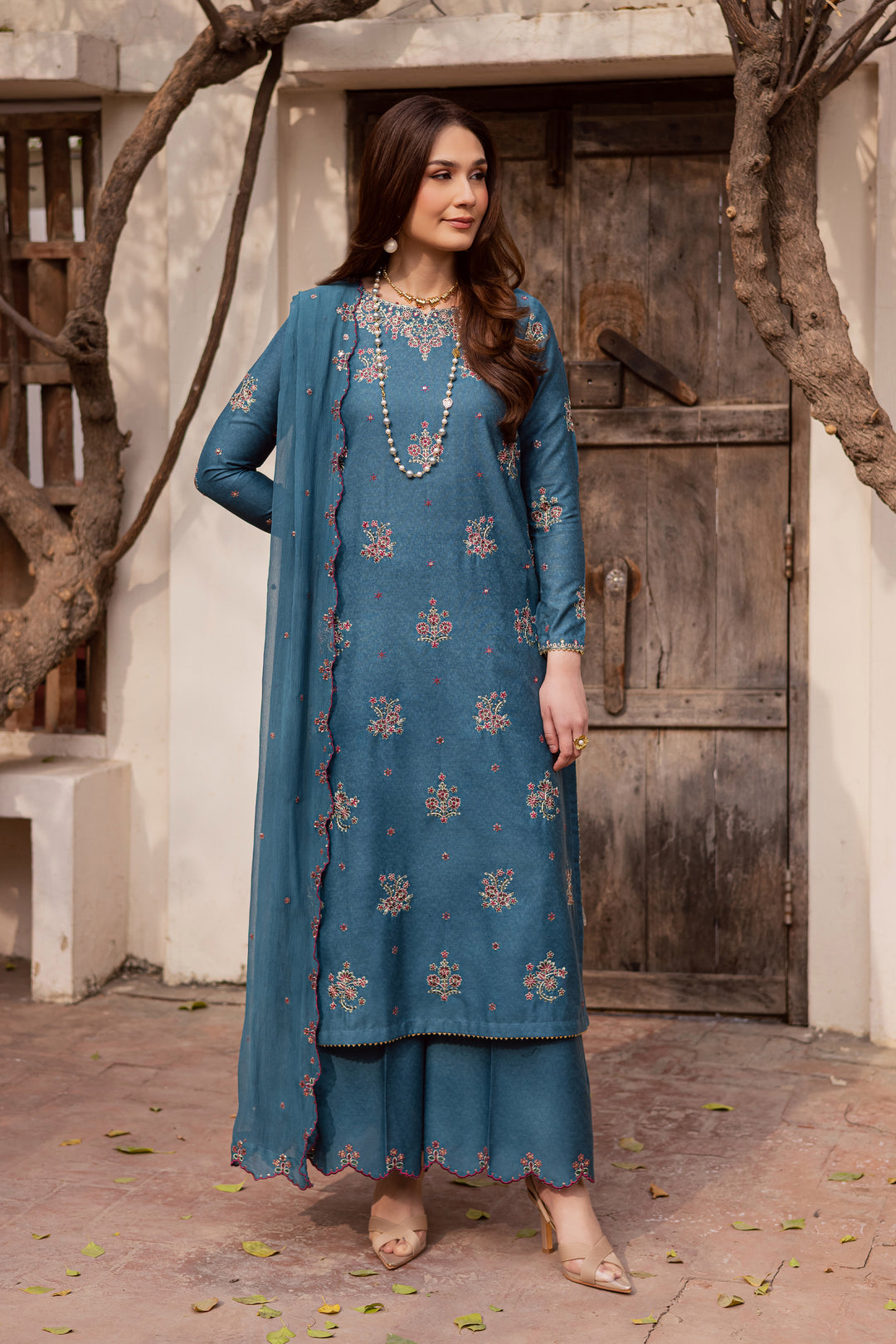 Blue Bells 3Pc - Embroidered Festive Pret